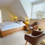 Reiterpension Marlie * Шарбойц